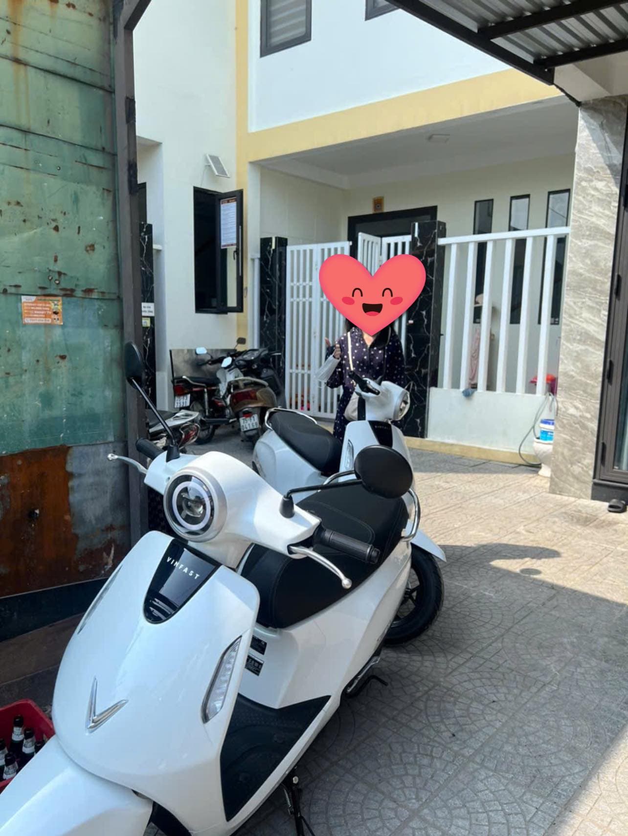 Xe điện đi Đại Nội Huế